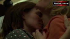 7. Rooney Mara Lesbian Kissing – Carol