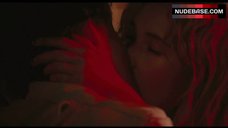 2. Juno Temple Kissing – Jack And Diane