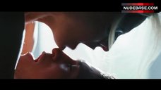 Sarah Michelle Gellar Sex Scene – Veronika Decides To Die