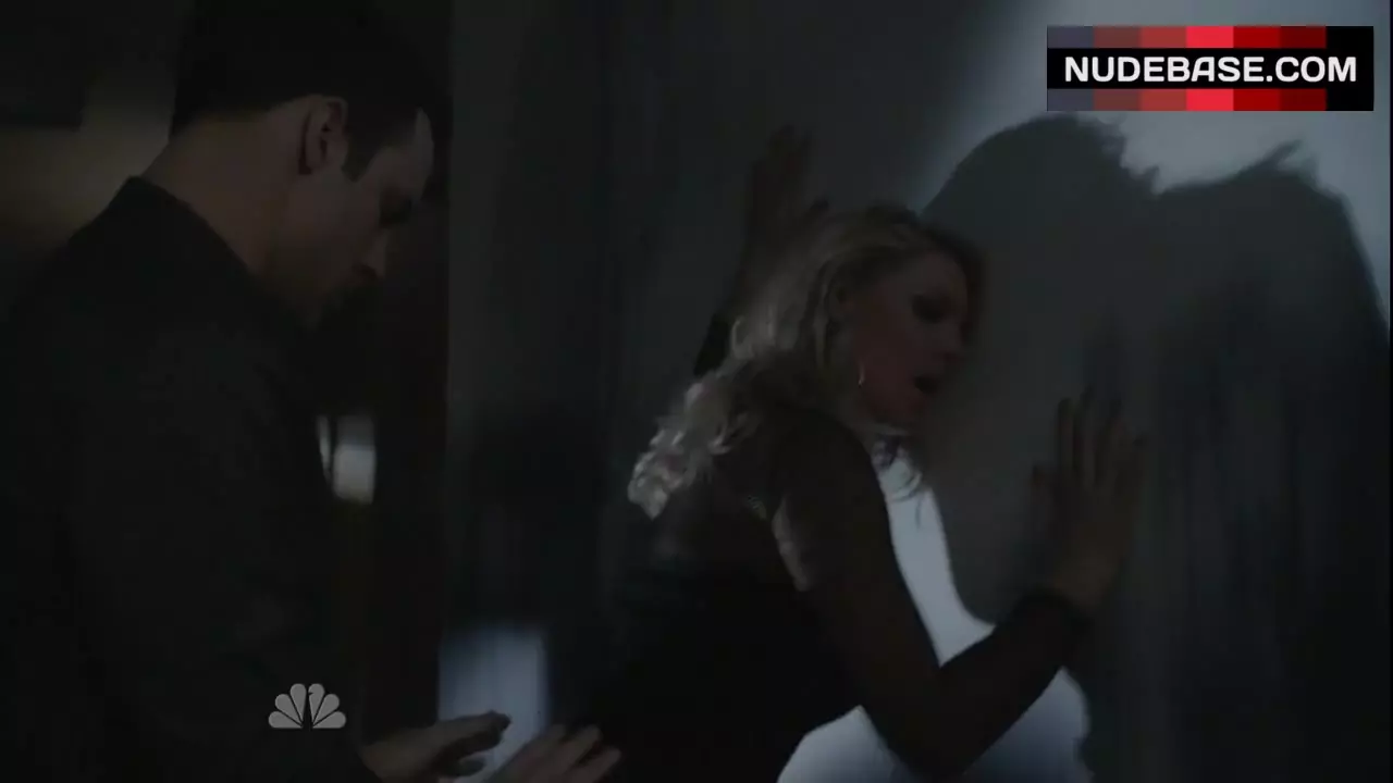 Katherine Heigl Hot Scene – State Of Affairs (0:45) | NudeBase.com