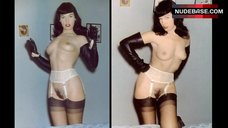 Bettie Page Nude Pictures – Bettie Page Reveals All