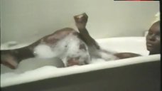 2. Gloria Hendry Sexy in Bathtub – Savage Sisters
