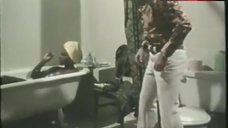 7. Gloria Hendry Sexy in Bathtub – Savage Sisters