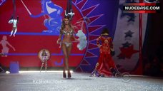 7. Candice Swanepoel in Shiny Lingerie – The Victoria'S Secret Fashion Show 2012