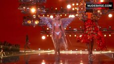 2. Candice Swanepoel in Bikini on Stage – The Victoria'S Secret Fashion Show 2015