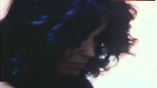 4. Apollonia Bare Boobs – Amor Ciego