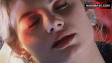 7. Katarina Vasilissa Shows Pussy Lips – The Voyeur