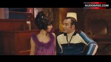 6. Moon Dailly Hot Scene – Oss 117 - Lost In Rio