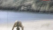 10. Florence Henderson Bikini Scene – Brady Home Movies