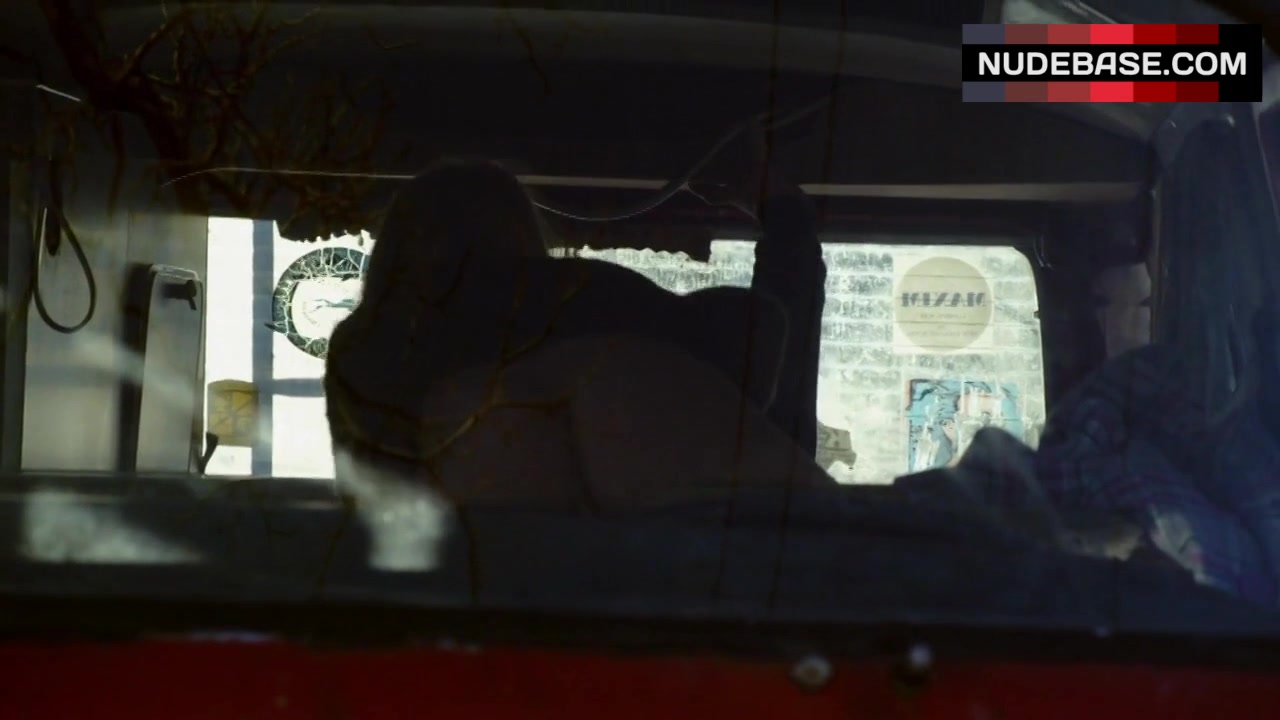 Laura Wiggins Sex in Car – Shameless (0:50) | NudeBase.com