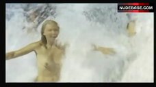 9. Annie Girardot Full Nude On Beach – Traitement De Choc