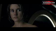 10. Shailene Woodley Ass Scene – Allegiant