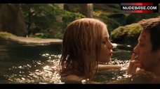 9. Pihla Viitala Swims Full Naked – Hansel & Gretel: Witch Hunters