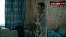 4. Sienna Guillory Pussy Scene – Fortitude