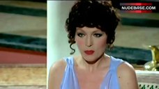 1. Maria Baxa Exposed Tits – Per Amore Di Poppea