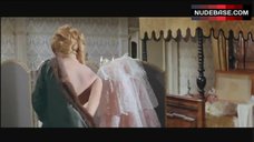 8. Michele Mercier Intim Scene – Angelique And The King