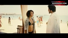 9. Nathalie Emmanuel Hot in Bikini – Furious 7