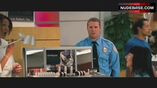 5. Anna Faris Cleavage – Observe And Report