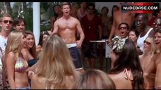 9. Marnette Patterson Bikini Scene – Wild Things: Foursome