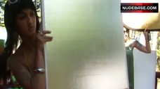 4. Roza Suicide Posing Nude under Shower – Suicide Girls Must Die!