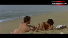 4. Omahyra Naked in Nudest Beach – Les Derniers Jours Du Monde