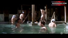 4. Omahyra Shows Tits and Bush – Les Derniers Jours Du Monde