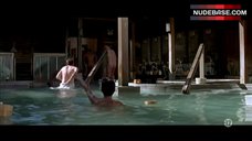 8. Omahyra Shows Tits and Bush – Les Derniers Jours Du Monde