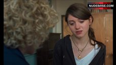 2. Julia Garner Lesbian Kiss – I Believe In Unicorns