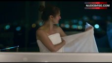 10. Marin Ireland Nude Butt and Boobs – 28 Hotel Rooms