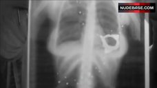 6. Tattiawna Jones Shows Boobs – Keyhole