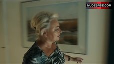 1. Karolina Lodyga Naked Boobs – Kommissarin Heller: Hitzschlag