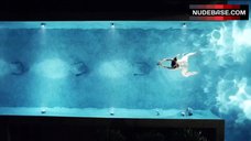 1. Karolina Lodyga Thong Scene – Kommissarin Heller: Hitzschlag