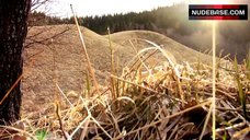 1. Silje Reinamo Undressed – Thale