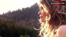 8. Silje Reinamo Undressed – Thale