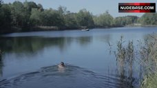 8. Amelie Kiefer Hot Scene – Kaptn Oskar