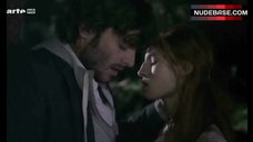 1. Agathe Bonitzer Sex Against Tree– Je Suis Une Ville Endormie