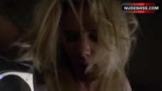 6. Caitlyn Folley Sex in Car – Sxtape