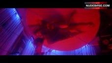 7. Anna Konig Lesbian Oral Sex – Wetlands