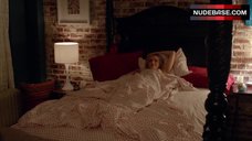 10. Taylor Schilling Lesbian Sex in Bed – Orange Is The New Black
