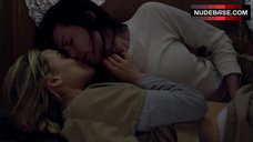 4. Taylor Schilling Lesbian Kissing – Orange Is The New Black