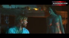 Lisa Belle Exposed Tits – The Theatre Bizarre