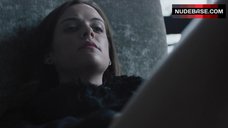 4. Riley Keough Masturbation Scene – The Girlfriend Experience