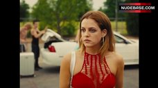 2. Riley Keough Hot Scene – American Honey