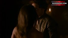 1. Oona Chapin Sex on Floor – Game Of Thrones