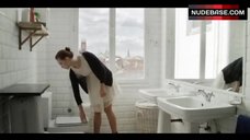 10. Aura Garrido Toilet Scene – Stockholm