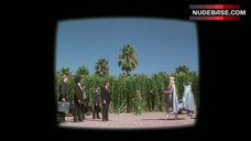 1. Paige Brooks Hot Scene – Men In Black Ii