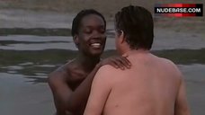 6. Carin Mcdonald Nude on Beach – E Arrivato Mio Fratello