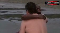 7. Carin Mcdonald Nude on Beach – E Arrivato Mio Fratello