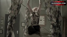 7. Denna Thomsen Boobs Scene – Fjogur Piano Video