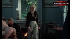 2. Cecile Pochet Shows Butt and Vagina – Maitresse